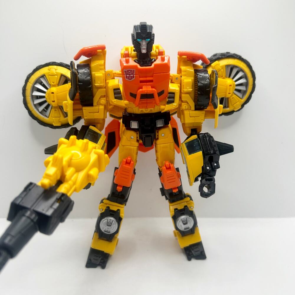 Transformers Generations Thrilling 30 SANDSTORM Autobot Complete Hasbro TOMY EUC